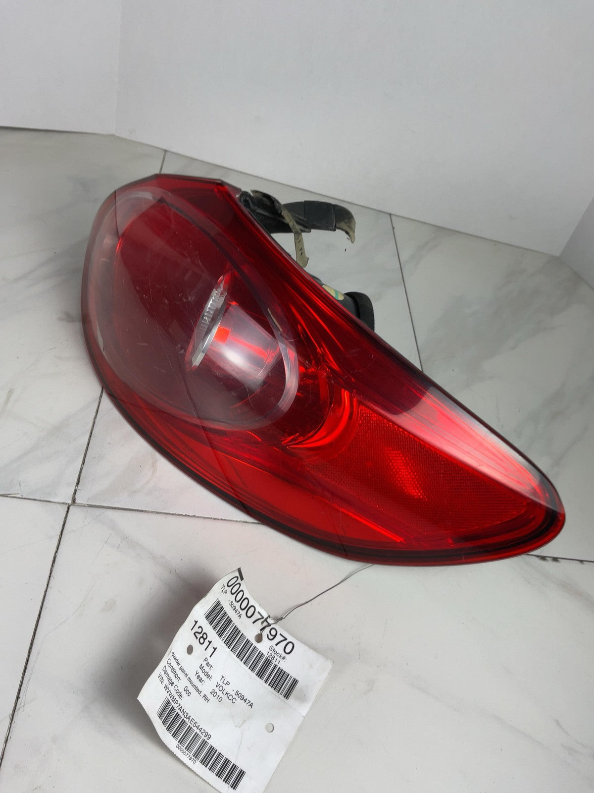 Tail Light Assembly VW CC Right 09 10 11 120